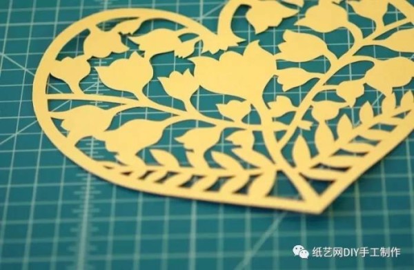 Paper carving hollow love tutorial (with template)