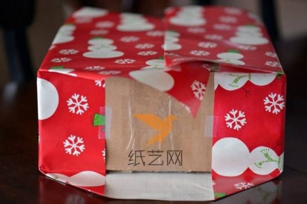 Teach you step-by-step how to wrap Christmas gift boxes perfectly