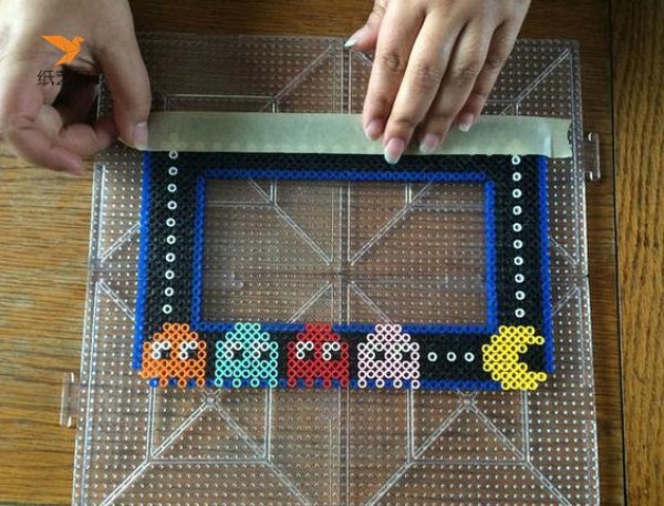 Tutorial on how to make a Pac-Man photo frame