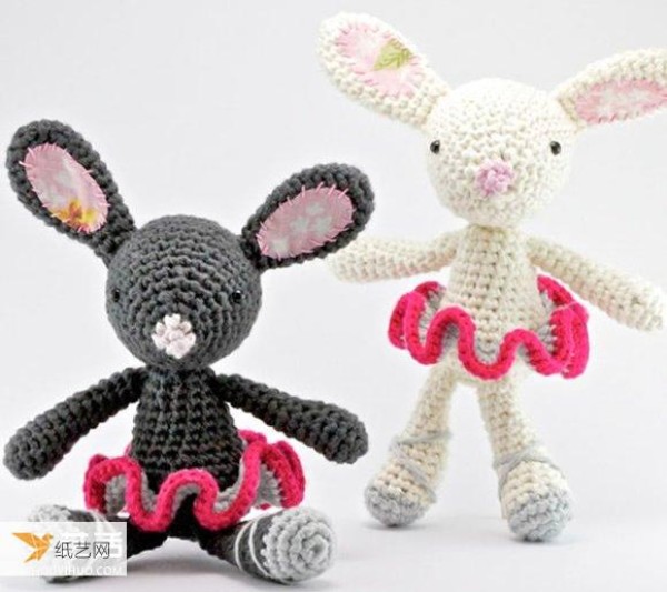 Cute, beautiful and healing animal dolls knitted with crochet