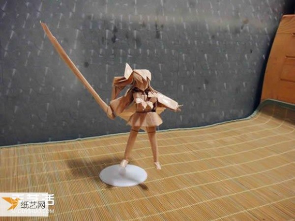 Origami tutorial for Shakugan anime character Shana