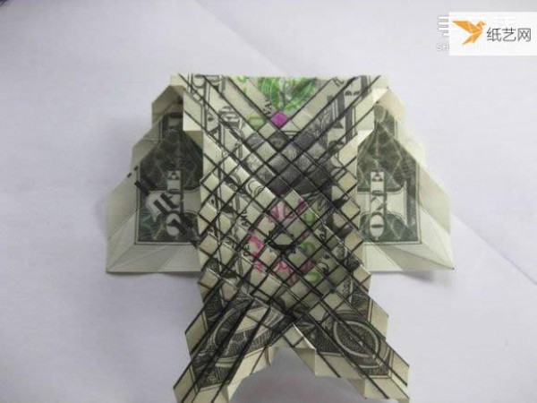 How to fold paper carp using dollars