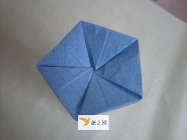 Illustration of steps to fold a 25-petal rose using hand-kneaded paper