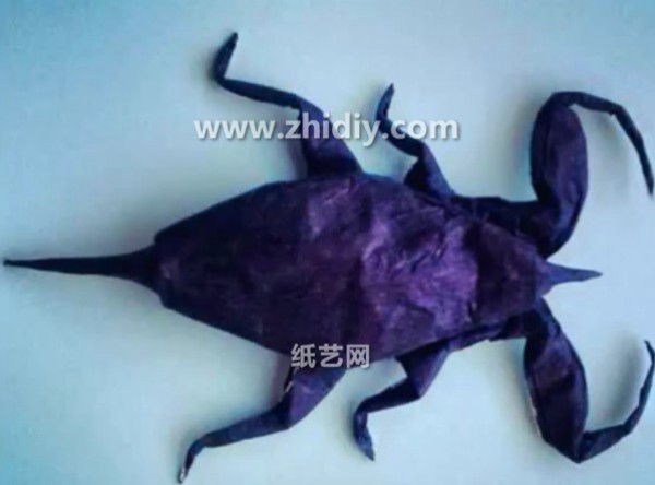 Origami video tutorial for handmade origami water scorpion