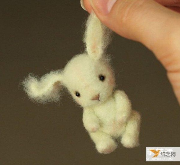 This ultra-compact wool felt animal creation makes you want to hug it