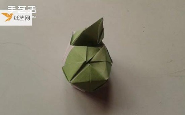 Detailed illustration of paper folding method of Kawasaki Rose