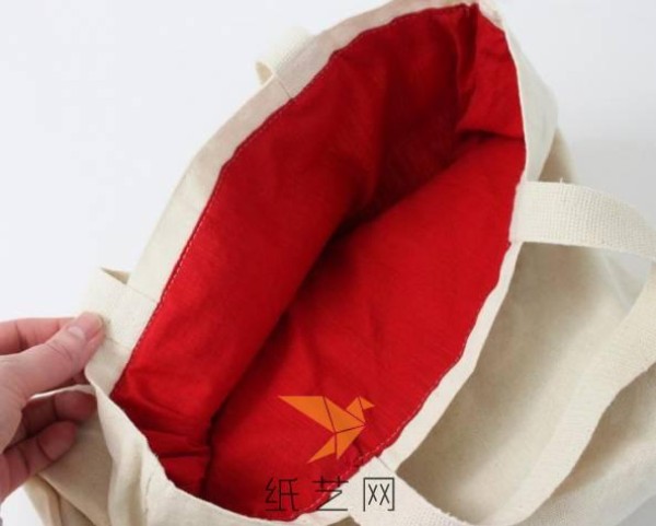 Tutorial on making beautiful heart-shaped shopping bags