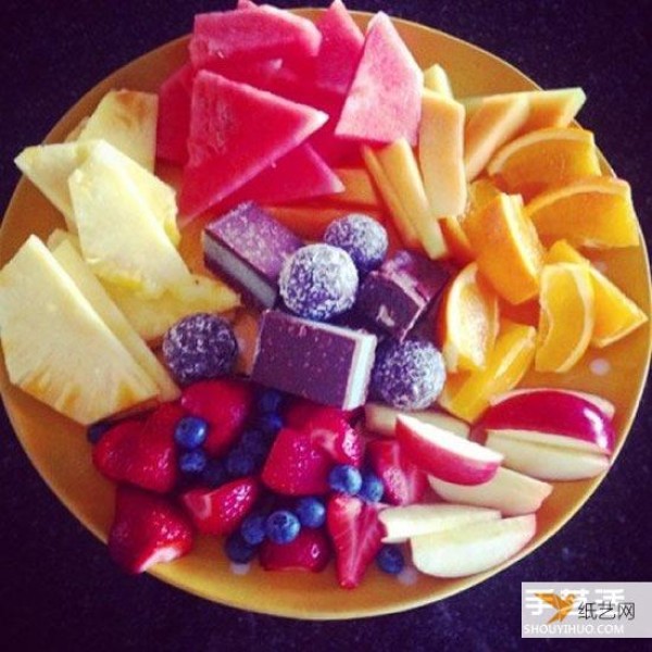 Simple and casual fruit platter pictures that will make you drool