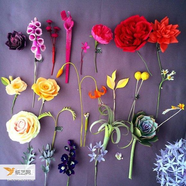 Use crepe paper to imitate colorful and exquisite paper art flowers.