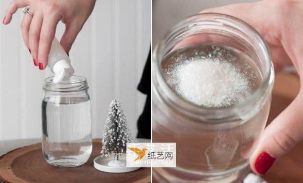 Homemade method of romantic snow glass bottle