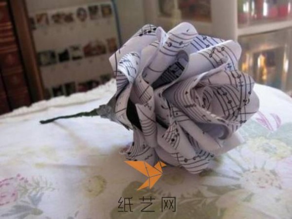 Stunning! Do you know the beauty of origami roses? (Massive tutorials are waiting for you to choose from)