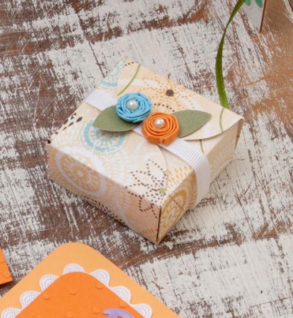 Small and cute gift packaging tutorial