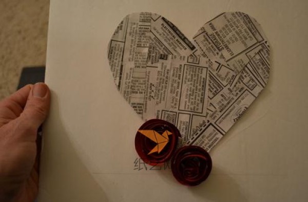 Super simple paper rose heart-shaped Valentine’s Day gift making tutorial