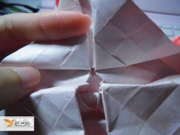 Super complicated kissing fish heart origami illustration process