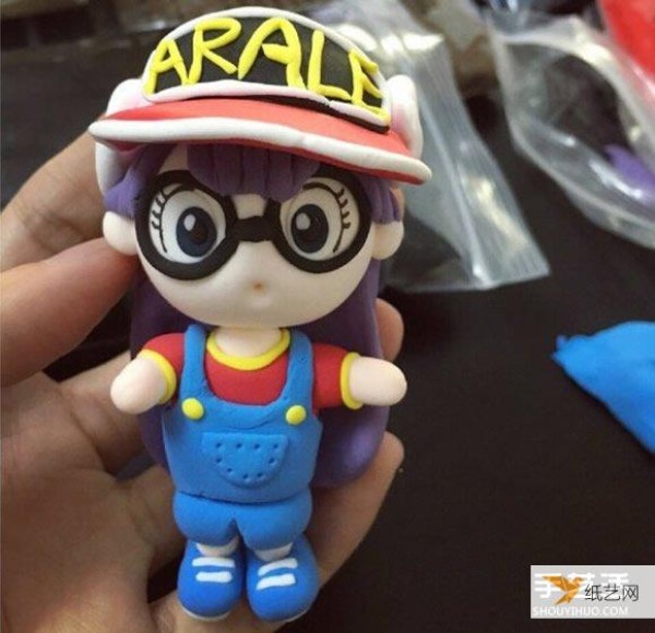 Illustrated tutorial on making Arale doll using ultra-light clay