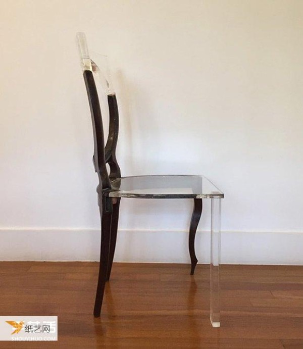 Acrylic repair technology that combines old and new to retain the beauty of old furniture