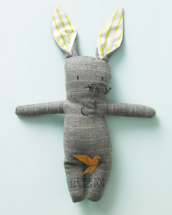 Illustrated tutorial for hand-making cute little bunny puppets with patchwork