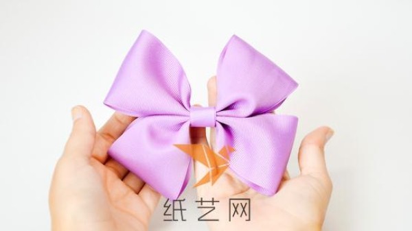 Tutorial on making large bow hairpins