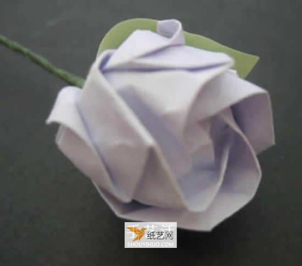 Super detailed illustration of how to fold handmade roses