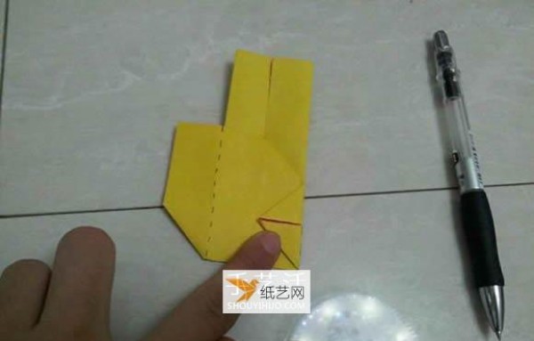 How to use origami to make a fun love box