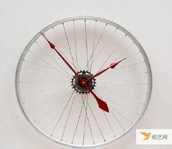 Creative works made from used bicycles