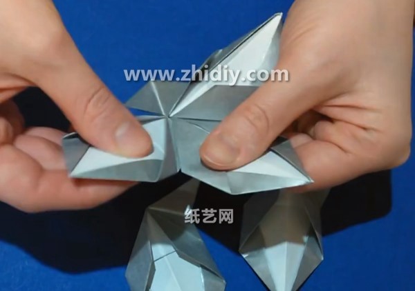 Simple origami flower decoration making tutorial