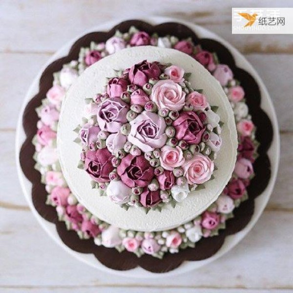 Tutorial on how to create a stunning picture of decorated cakes