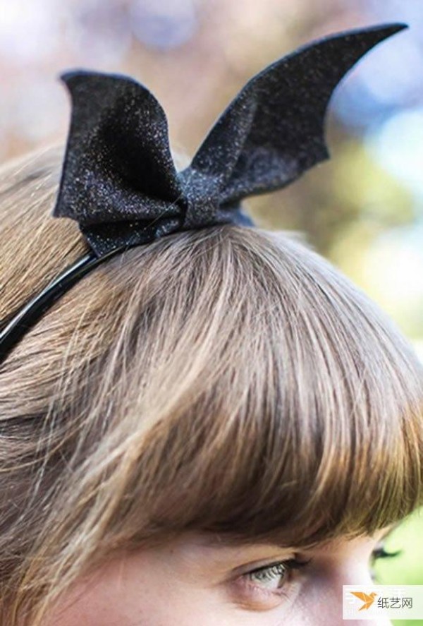 Tutorial on making handmade Halloween personalized black bat fabric headband hair accessories