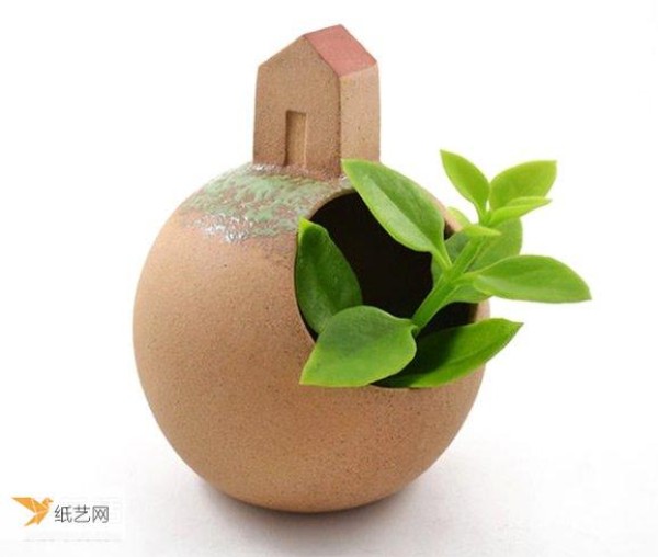 Purely handmade small and cute mini pottery flower pot handicrafts