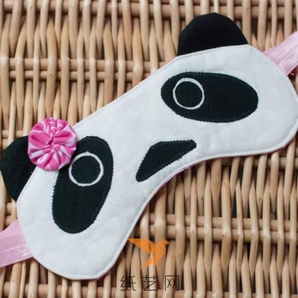 Tutorial on how to make a cute panda eye mask for Valentine’s Day gift