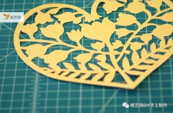 Paper carving hollow love tutorial (with template)