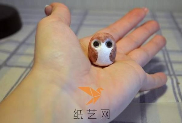 Tutorial on making ultra-light clay owl key chain for Christmas gift