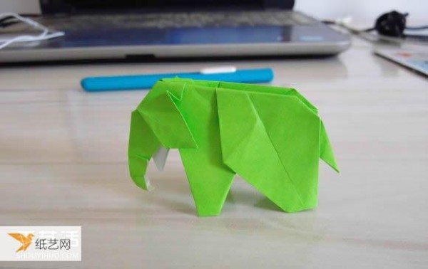 More complex step-by-step illustrations and real-life tutorials on folding an elephant using origami