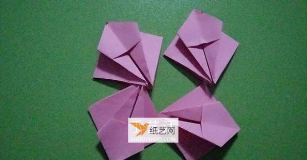 Four-step illustration of folding an octagonal flower basket using origami