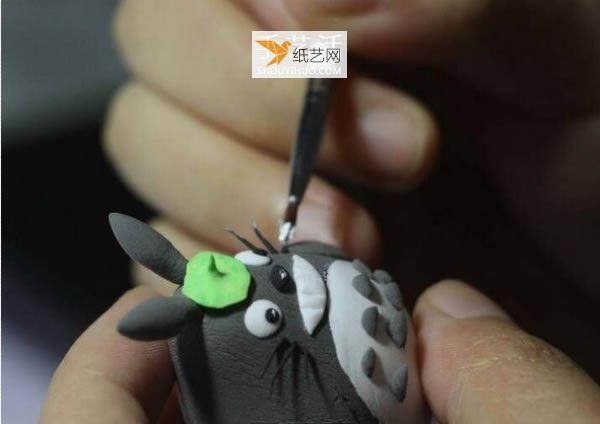 Detailed explanation of how to use ultra-light clay to make Totoro