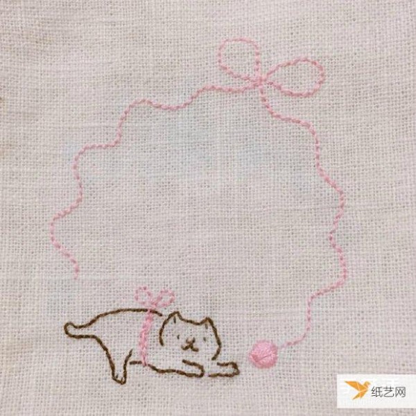 Healing cat embroidery pictures, simple lines make people feel warm