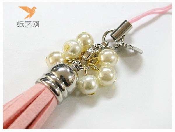 Non-woven fabric tutorial Non-woven fabric tassel mobile phone jack decorative small pendant making tutorial