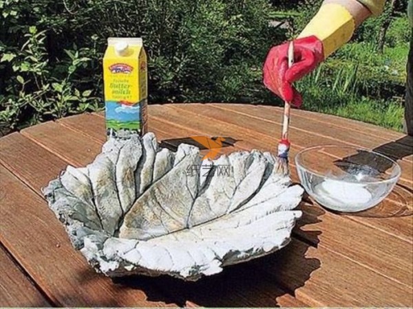 Turn Waste into Treasure Leaf-shaped Fruit Dessert Tray Creative DIY Tutorial on Turning Waste into Treasure