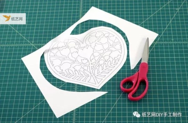 Paper carving hollow love tutorial (with template)