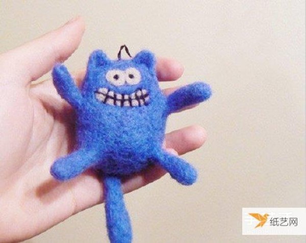 Picture sharing of the funniest wool felt cat creations in history