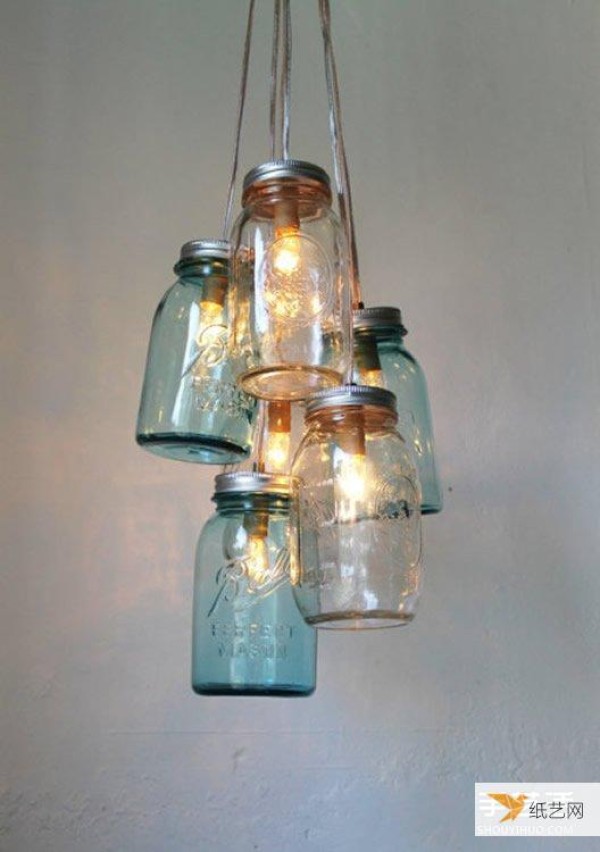 Using waste glass cans and bottles to make unique and beautiful lamps by hand