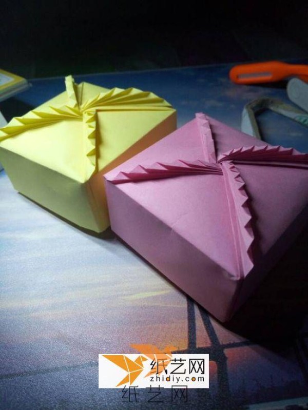 Origami Gift Box Tutorial