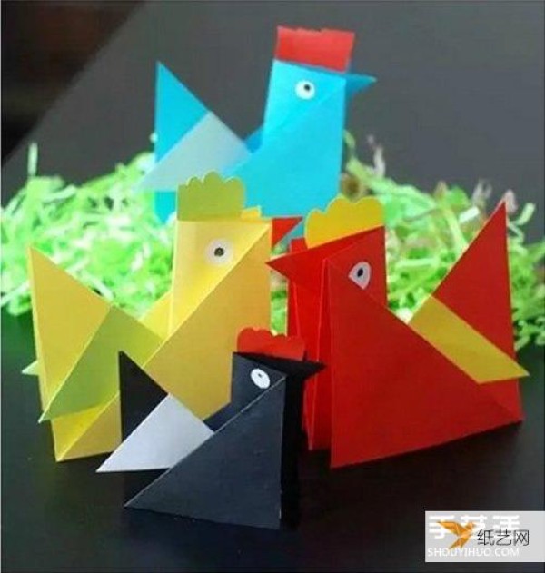 Illustrated tutorial for folding origami three-dimensional rooster for children