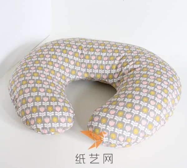 Make a new pillowcase for your U-shaped pillow