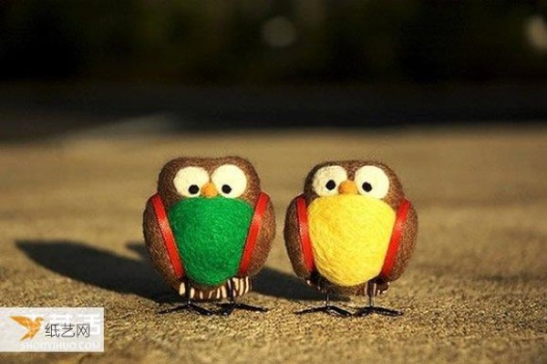 Use wool felt to create healing Angry Birds crafts