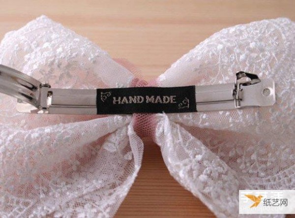 Handmade illustrated tutorial for personalized versatile lace bow hairpins