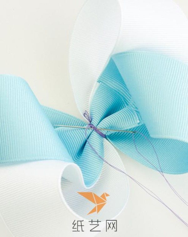 Chic Perfect Bow Making Tutorial