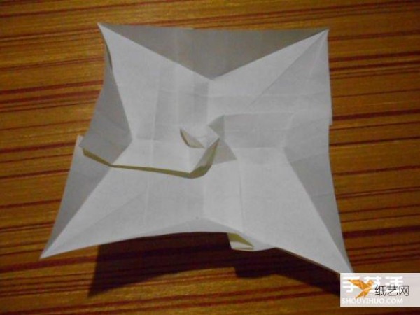 Share with everyone the step-by-step illustration of how to fold roses and paper cranes