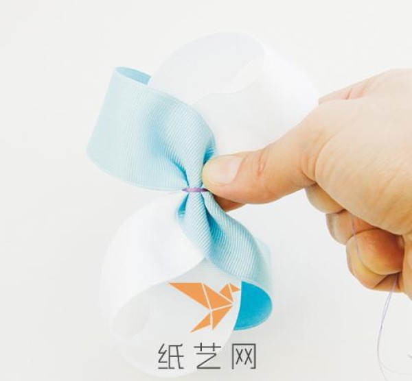 Chic Perfect Bow Making Tutorial