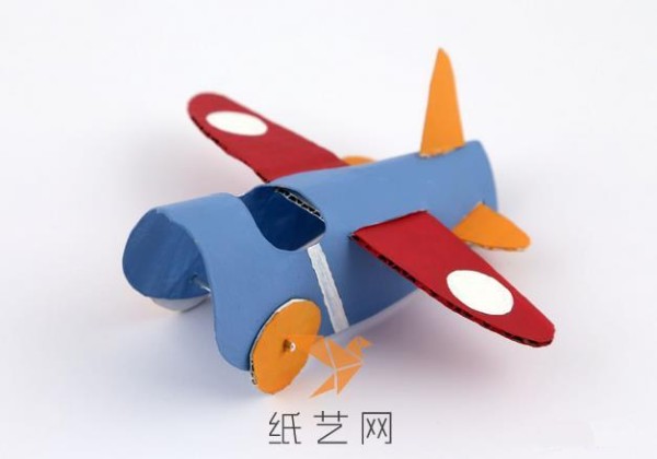 Tutorial on making cute cartoon airplanes from waste paper boxes